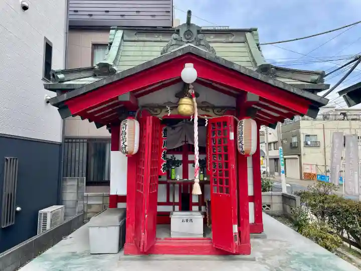 日先神社の{uncategorized: "未分類", other: "その他", undefined: "問題あり", building: "その他建物", grave: "お墓", sacred_gate: "鳥居", guardian: "狛犬", statue: "像", buddha: "仏像", history: "歴史", nature: "自然", garden: "庭園", animal: "動物", pagoda: "塔", temizu: "手水舎", mountain_gate: "山門・神門", sanctuary: "本殿・本堂", subordinate: "末社・摂社", art: "芸術", scenery: "景色", jizo: "地蔵", ema: "絵馬", goshuin: "御朱印", omikuji: "おみくじ", items: "授与品その他", amulet: "お守り", goshuincho: "御朱印帳", eats: "食事", festival: "お祭り", votive_dance: "神楽", shichigosan: "七五三参", wedding: "結婚式", experience: "体験その他", initially: "初詣", around: "周辺", anti_infection: "感染症対策"}