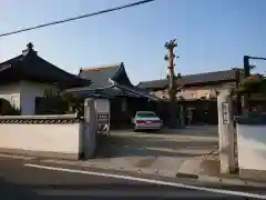 法性寺の山門