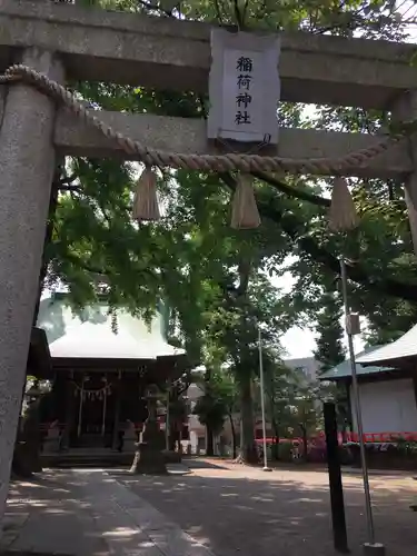 野沢稲荷神社の鳥居