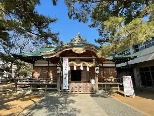 岩屋神社の本殿・本堂