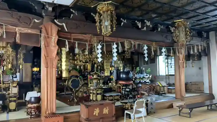 密修寺の本殿・本堂