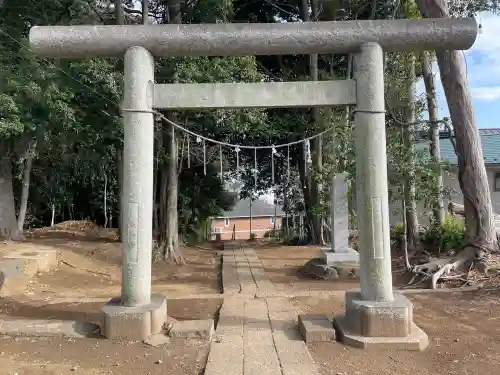 春日神社の{uncategorized: "未分類", other: "その他", undefined: "問題あり", building: "その他建物", grave: "お墓", sacred_gate: "鳥居", guardian: "狛犬", statue: "像", buddha: "仏像", history: "歴史", nature: "自然", garden: "庭園", animal: "動物", pagoda: "塔", temizu: "手水舎", mountain_gate: "山門・神門", sanctuary: "本殿・本堂", subordinate: "末社・摂社", art: "芸術", scenery: "景色", jizo: "地蔵", ema: "絵馬", goshuin: "御朱印", omikuji: "おみくじ", items: "授与品その他", amulet: "お守り", goshuincho: "御朱印帳", eats: "食事", festival: "お祭り", votive_dance: "神楽", shichigosan: "七五三参", wedding: "結婚式", experience: "体験その他", initially: "初詣", around: "周辺", anti_infection: "感染症対策"}