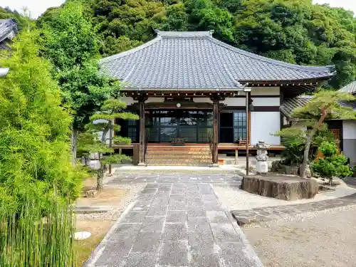 松林寺の本殿・本堂