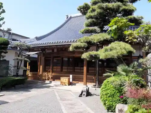 明覚寺の本殿・本堂