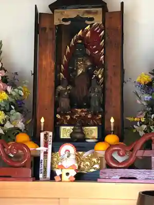 西新井不動堂の仏像