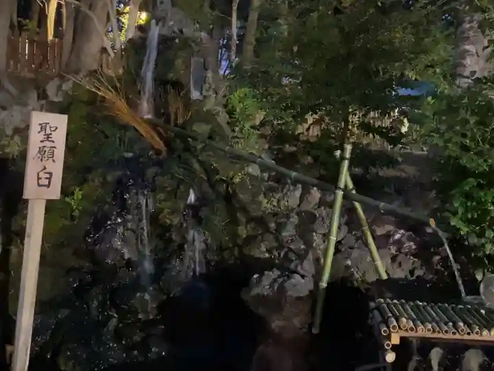 平塚八幡宮の庭園