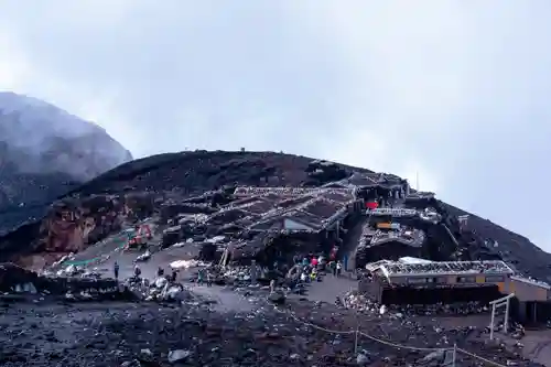 富士山頂上浅間大社奥宮(静岡県)