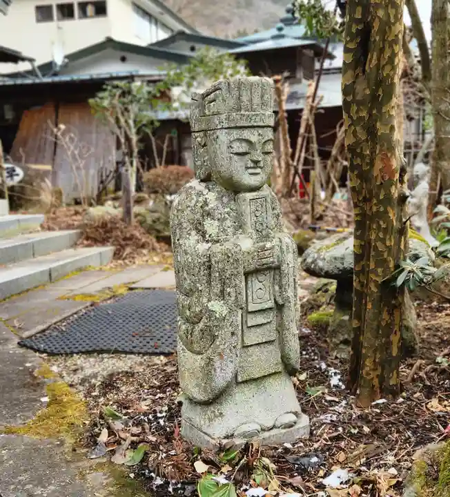 妙雲寺の像