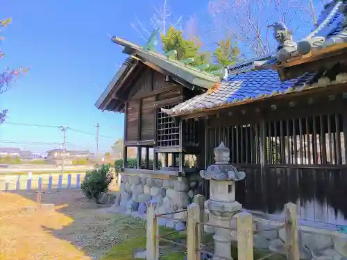 六所社の本殿・本堂