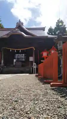 尾曳稲荷神社の本殿・本堂