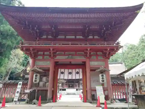日吉大社の山門・神門