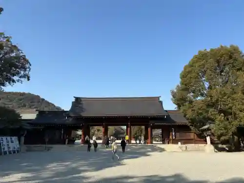 橿原神宮の{uncategorized: "未分類", other: "その他", undefined: "問題あり", building: "その他建物", grave: "お墓", sacred_gate: "鳥居", guardian: "狛犬", statue: "像", buddha: "仏像", history: "歴史", nature: "自然", garden: "庭園", animal: "動物", pagoda: "塔", temizu: "手水舎", mountain_gate: "山門・神門", sanctuary: "本殿・本堂", subordinate: "末社・摂社", art: "芸術", scenery: "景色", jizo: "地蔵", ema: "絵馬", goshuin: "御朱印", omikuji: "おみくじ", items: "授与品その他", amulet: "お守り", goshuincho: "御朱印帳", eats: "食事", festival: "お祭り", votive_dance: "神楽", shichigosan: "七五三参", wedding: "結婚式", experience: "体験その他", initially: "初詣", around: "周辺", anti_infection: "感染症対策"}