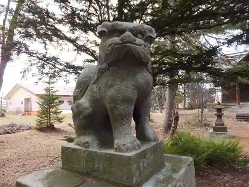 茶志内神社の狛犬