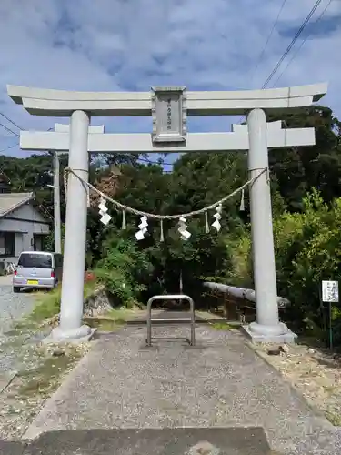 曽許乃御立神社の鳥居