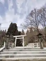 土津神社|こどもと出世の神さまの鳥居