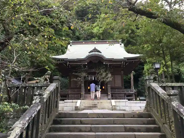 御霊神社の本殿・本堂
