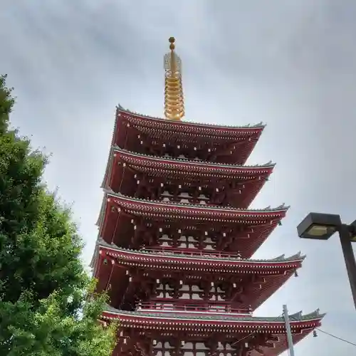 浅草寺の塔