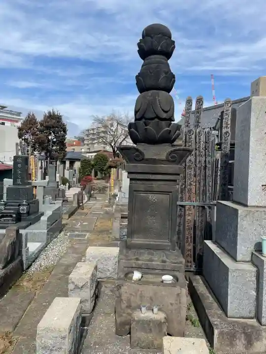 西念寺の{uncategorized: "未分類", other: "その他", undefined: "問題あり", building: "その他建物", grave: "お墓", sacred_gate: "鳥居", guardian: "狛犬", statue: "像", buddha: "仏像", history: "歴史", nature: "自然", garden: "庭園", animal: "動物", pagoda: "塔", temizu: "手水舎", mountain_gate: "山門・神門", sanctuary: "本殿・本堂", subordinate: "末社・摂社", art: "芸術", scenery: "景色", jizo: "地蔵", ema: "絵馬", goshuin: "御朱印", omikuji: "おみくじ", items: "授与品その他", amulet: "お守り", goshuincho: "御朱印帳", eats: "食事", festival: "お祭り", votive_dance: "神楽", shichigosan: "七五三参", wedding: "結婚式", experience: "体験その他", initially: "初詣", around: "周辺", anti_infection: "感染症対策"}