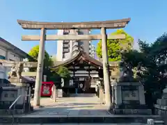 三輪神社の鳥居