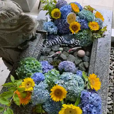 滑川神社 - 仕事と子どもの守り神の手水舎