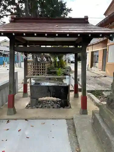 岩槻愛宕神社の手水