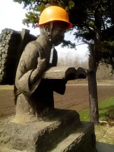 樽川神社の像