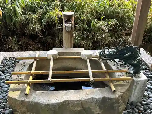 伊勢降神社の手水舎