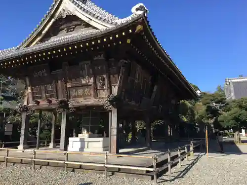 成田山新勝寺の山門・神門