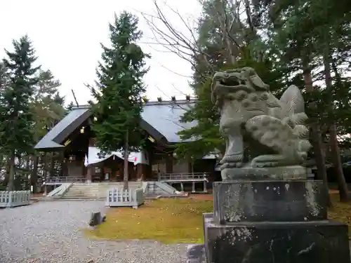 上川神社の狛犬