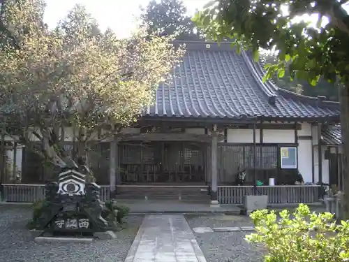 西江寺の本殿