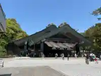 出雲大社神楽殿の{uncategorized: "未分類", other: "その他", undefined: "問題あり", building: "その他建物", grave: "お墓", sacred_gate: "鳥居", guardian: "狛犬", statue: "像", buddha: "仏像", history: "歴史", nature: "自然", garden: "庭園", animal: "動物", pagoda: "塔", temizu: "手水舎", mountain_gate: "山門・神門", sanctuary: "本殿・本堂", subordinate: "末社・摂社", art: "芸術", scenery: "景色", jizo: "地蔵", ema: "絵馬", goshuin: "御朱印", omikuji: "おみくじ", items: "授与品その他", amulet: "お守り", goshuincho: "御朱印帳", eats: "食事", festival: "お祭り", votive_dance: "神楽", shichigosan: "七五三参", wedding: "結婚式", experience: "体験その他", initially: "初詣", around: "周辺", anti_infection: "感染症対策"}