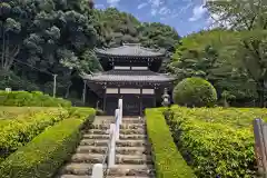 護国之寺の建物その他