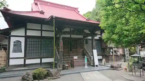 定泉寺の本殿・本堂