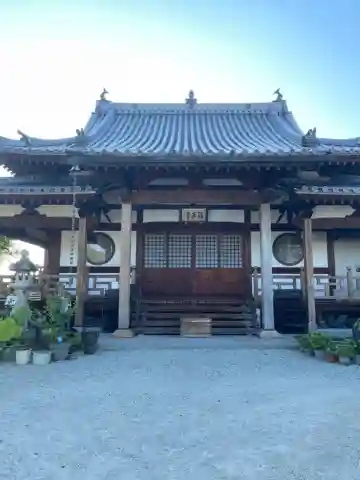 海岸寺の本殿・本堂
