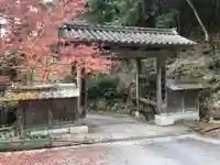 如意輪寺の山門・神門