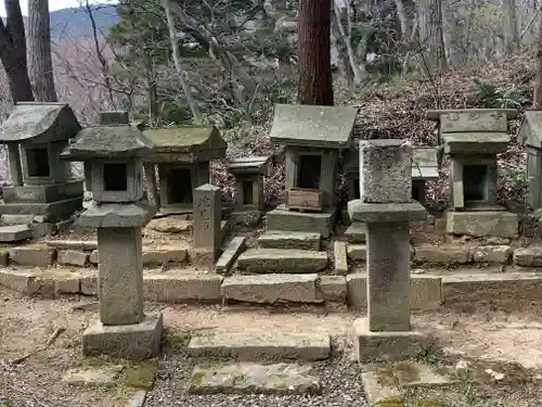 菅船神社の末社