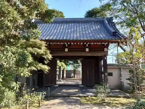 中院の山門