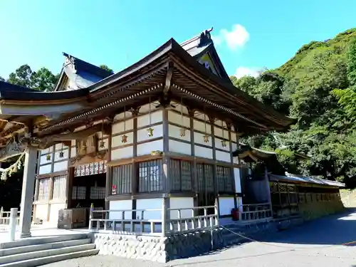 三熊野神社の本殿