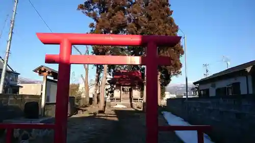 御藏稲荷神社の鳥居