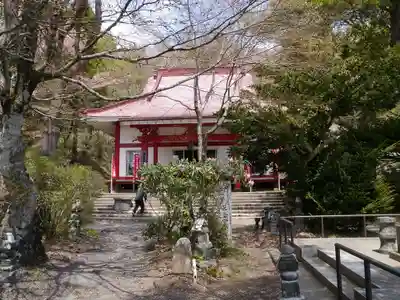 日輪寺の本殿・本堂