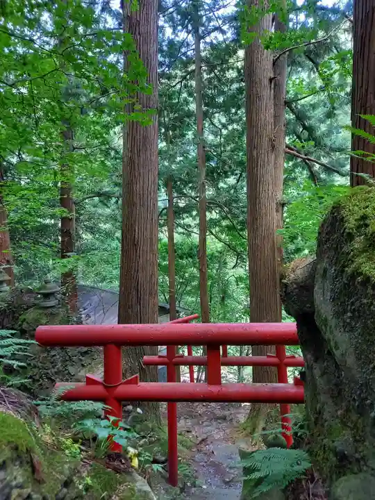 瀞川稲荷のその他建物