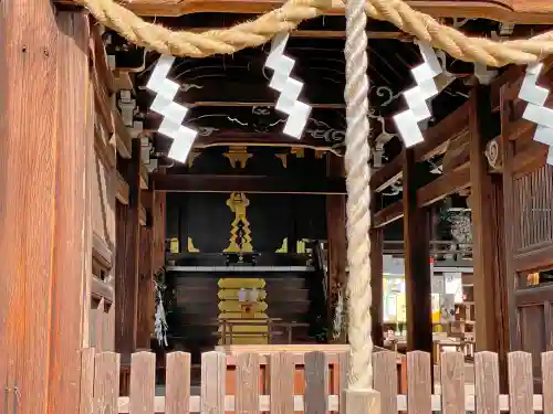 梅宮大社の本殿・本堂