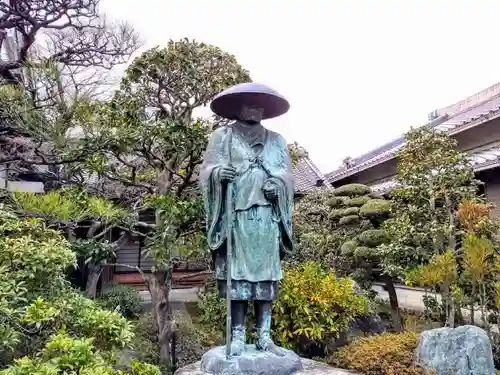 高布山 金勝寺の像