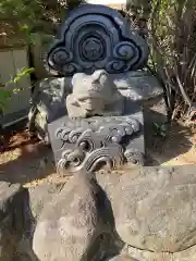 横浜御嶽神社の狛犬