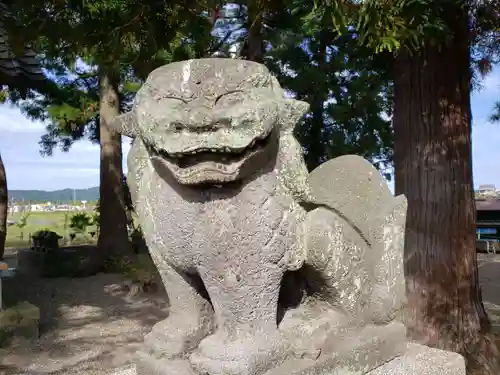 藤巻神社の狛犬