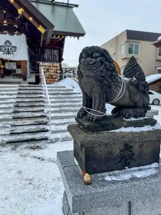札幌諏訪神社の狛犬
