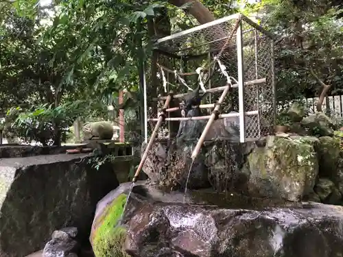 枚岡神社の手水