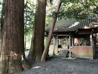 岩井川神社の建物その他