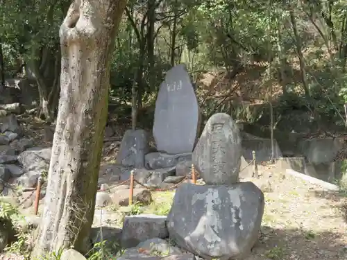 山梨岡神社のその他建物