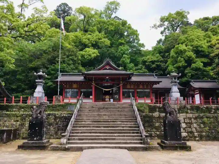 蒲生八幡神社の本殿・本堂